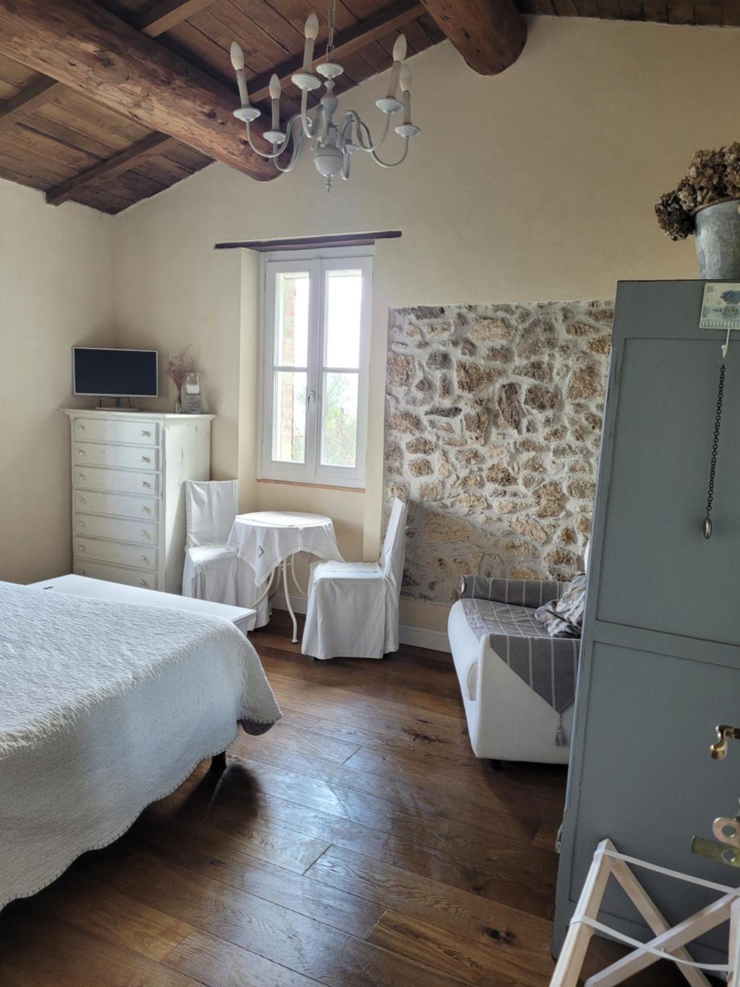 B&B L'Usignolo Ascoli Piceno Esterno foto
